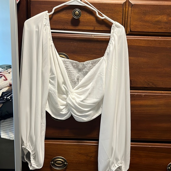 White Crop Long Sleeve - Picture 1 of 4